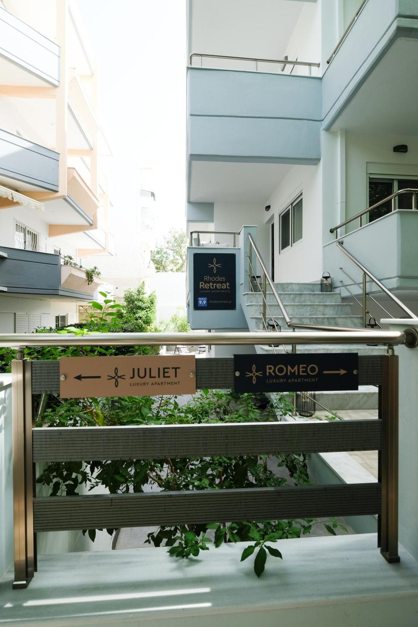 Rhodes Retreat: Modern Comfort In Serene Luxury Rhodes City Bagian luar foto